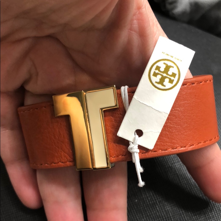 Tory Burch Leather Bracelet 94$